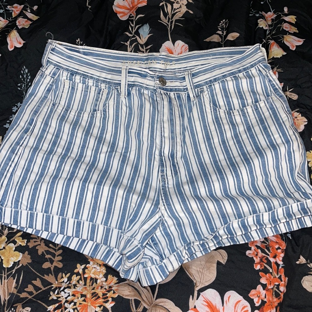 american eagle shorts